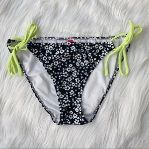 NWT Floral Bikini Bottom